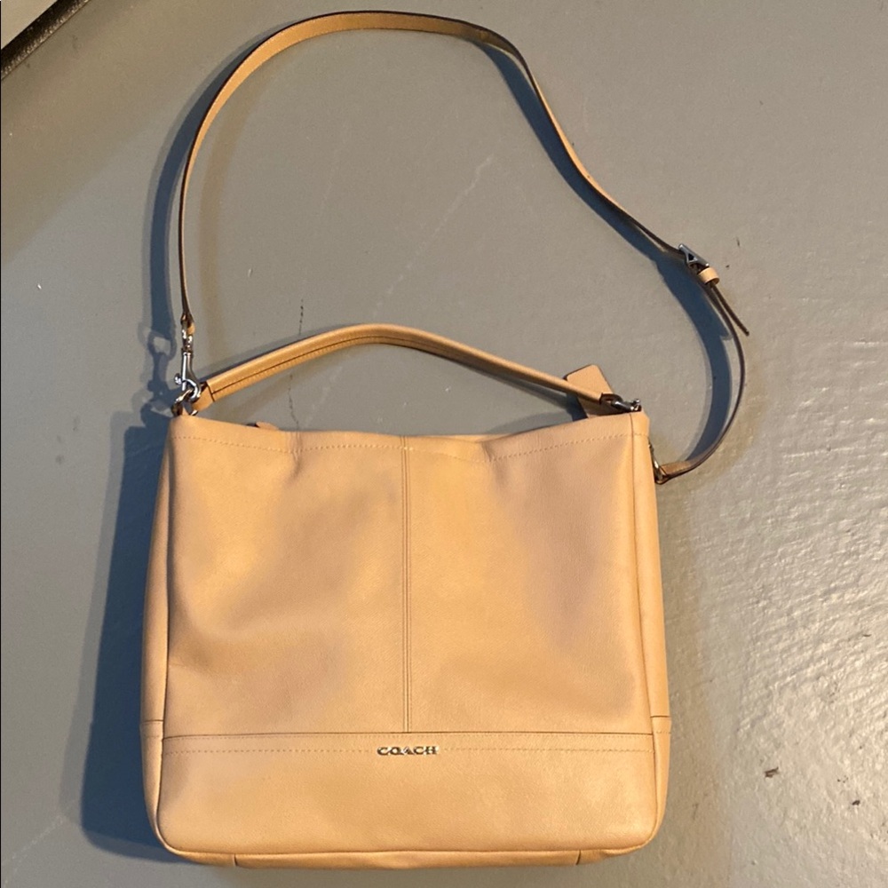 Coach Beige Leather Shoulder Bag